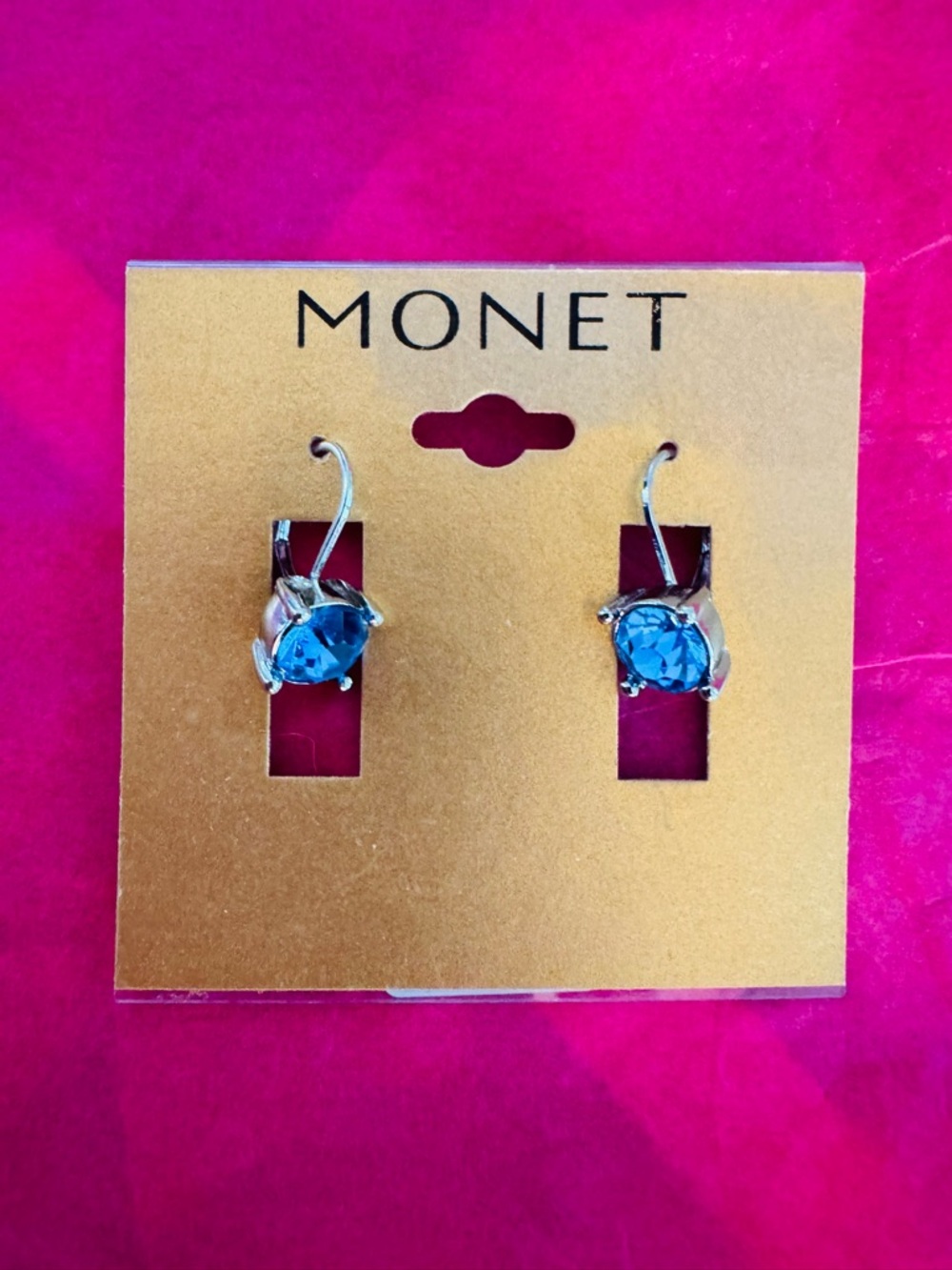 🌺NWT Monet Silver-Tone Blue Crystal Hook Earrings